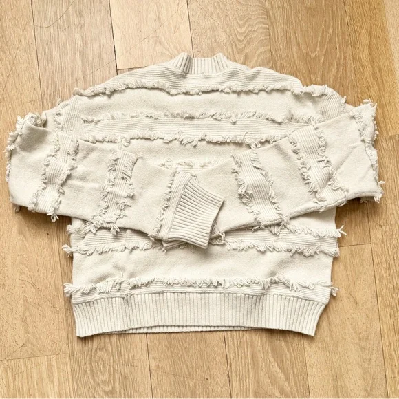 Juniper Blu Crewneck Sweater - Size S/M - Picture 2 of 3